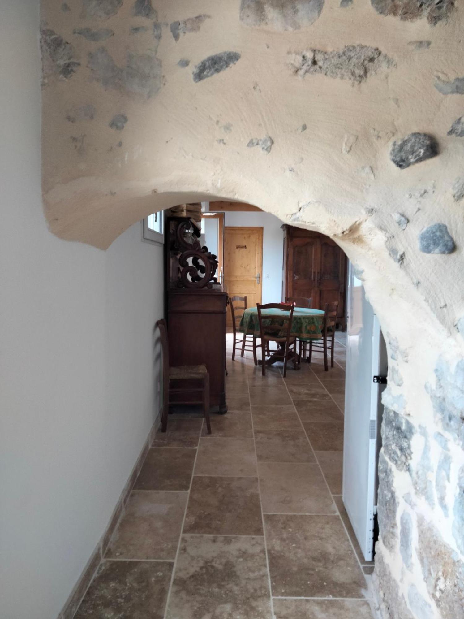 מלון Chomérac La Grange De Sabatas מראה חיצוני תמונה