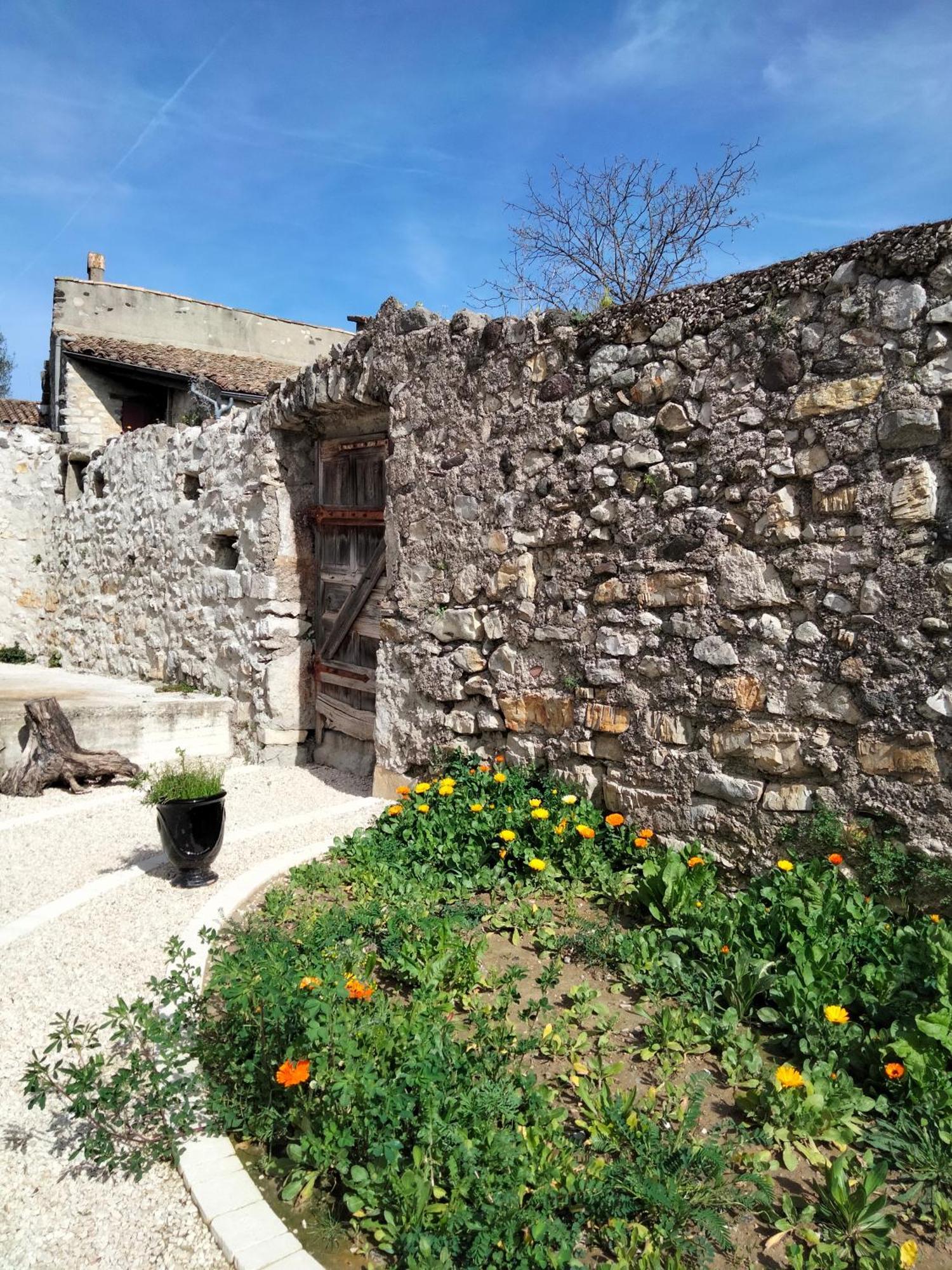 מלון Chomérac La Grange De Sabatas מראה חיצוני תמונה